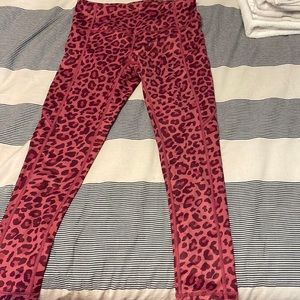 Super cute Amazon workout pants- never worn! Medium